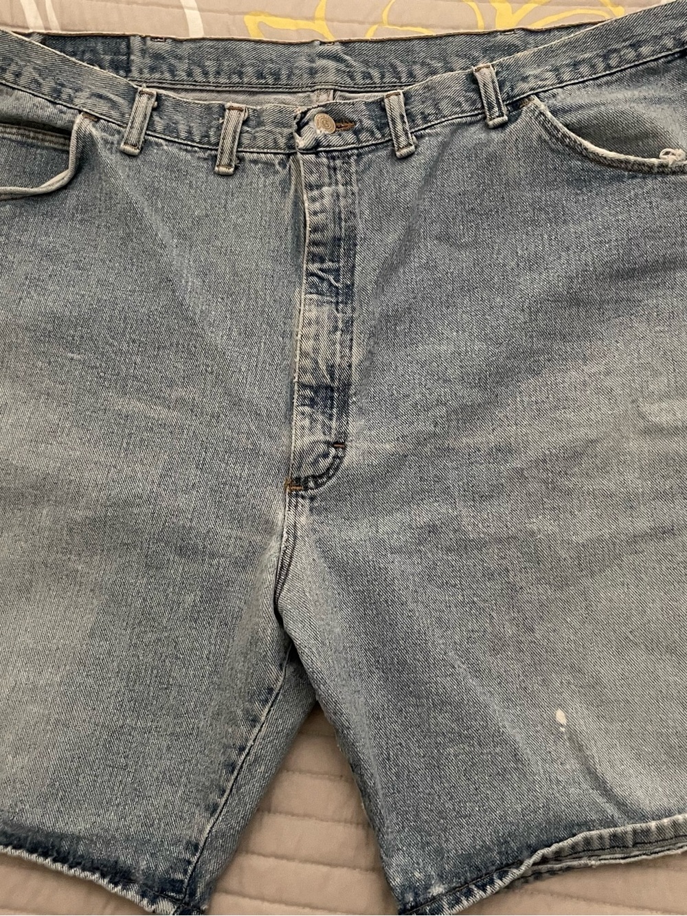 Men’s Wrangler Hero Originals Light Blue Relaxed Fit Denim Shorts